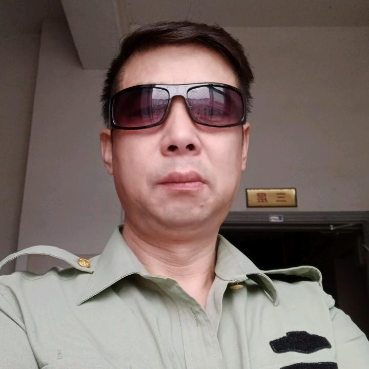 徐彬