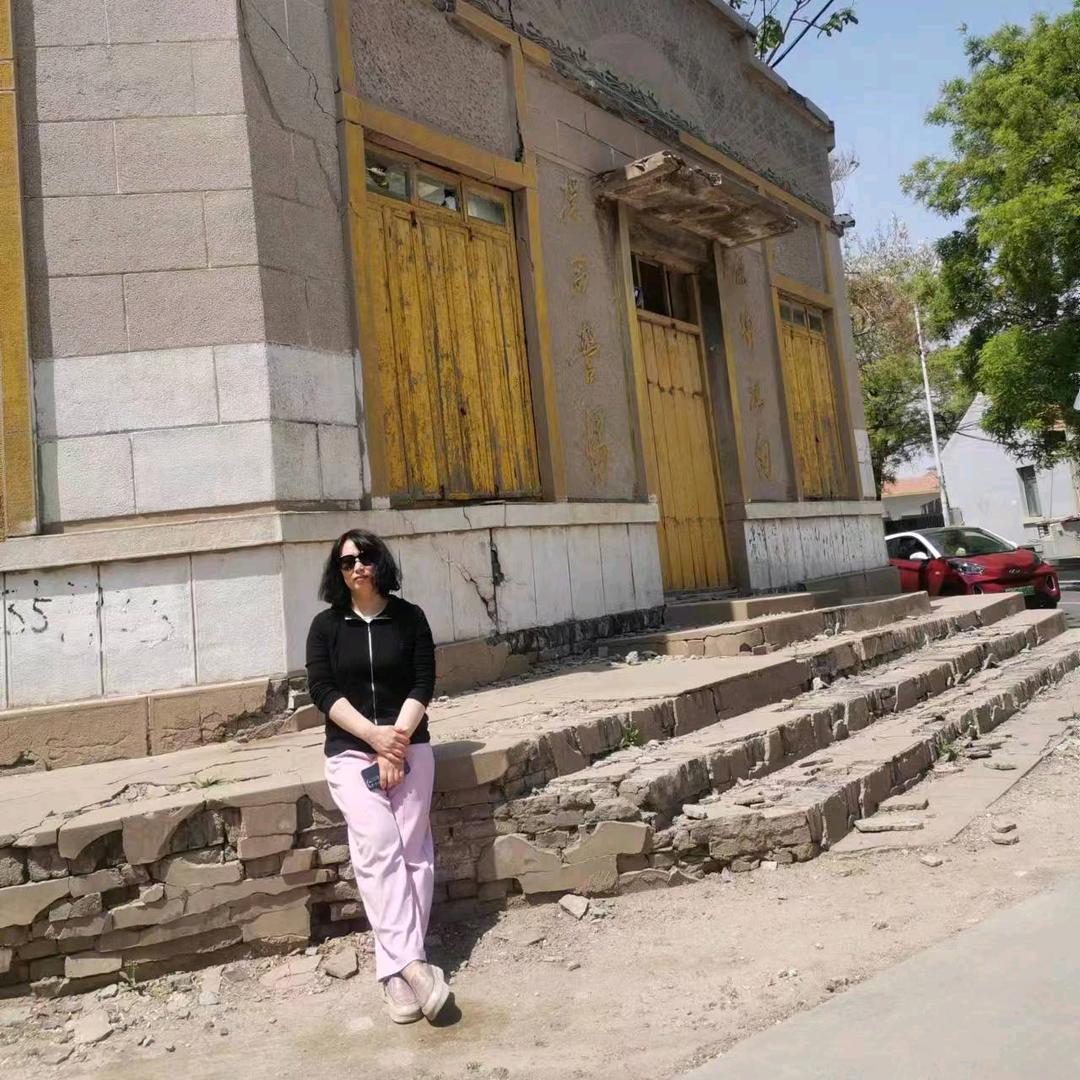 隆哈哈（小迪）