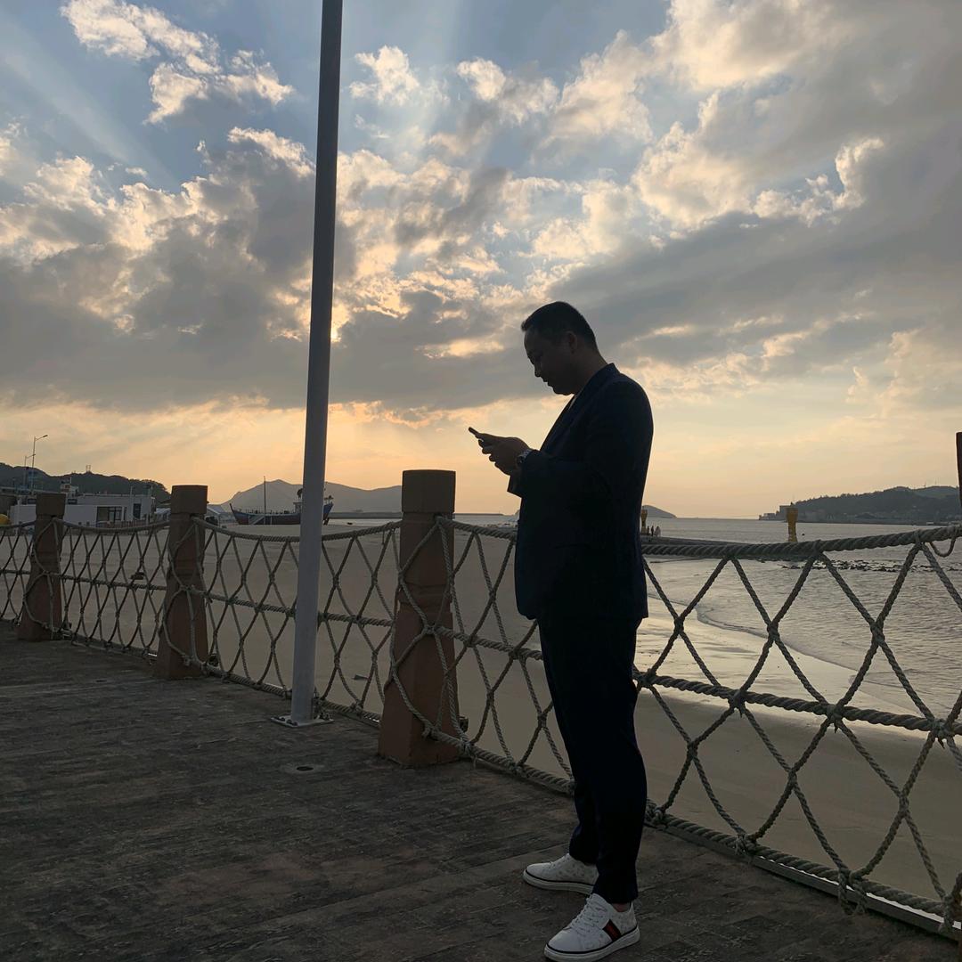 10-110KV高压设备元器件厂家！