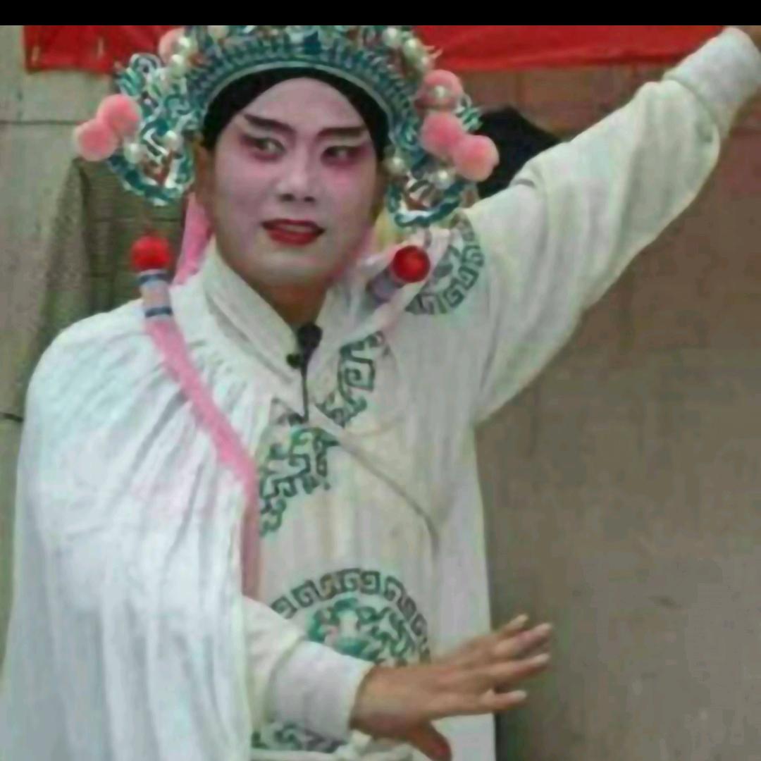 李得君