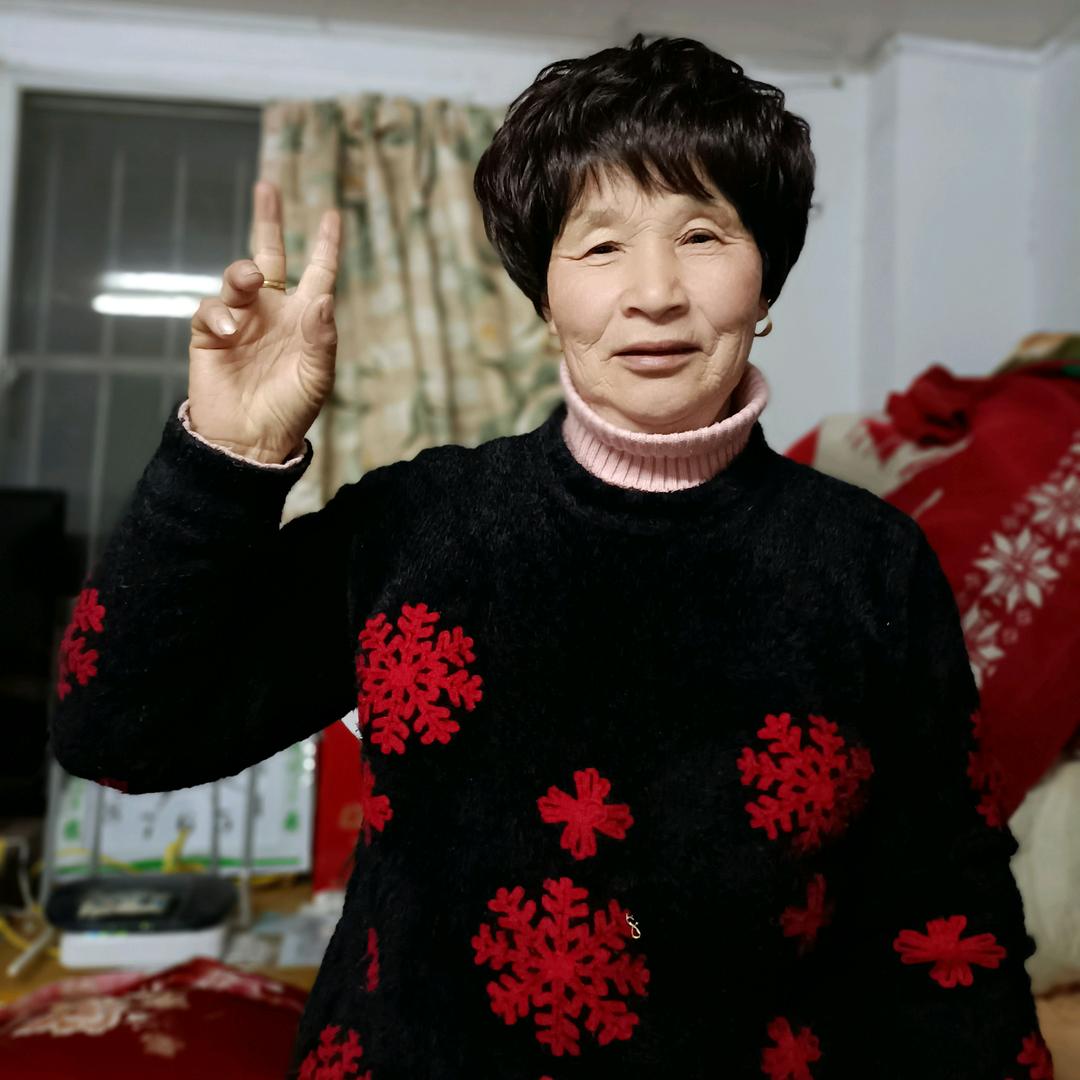 吴孝英
