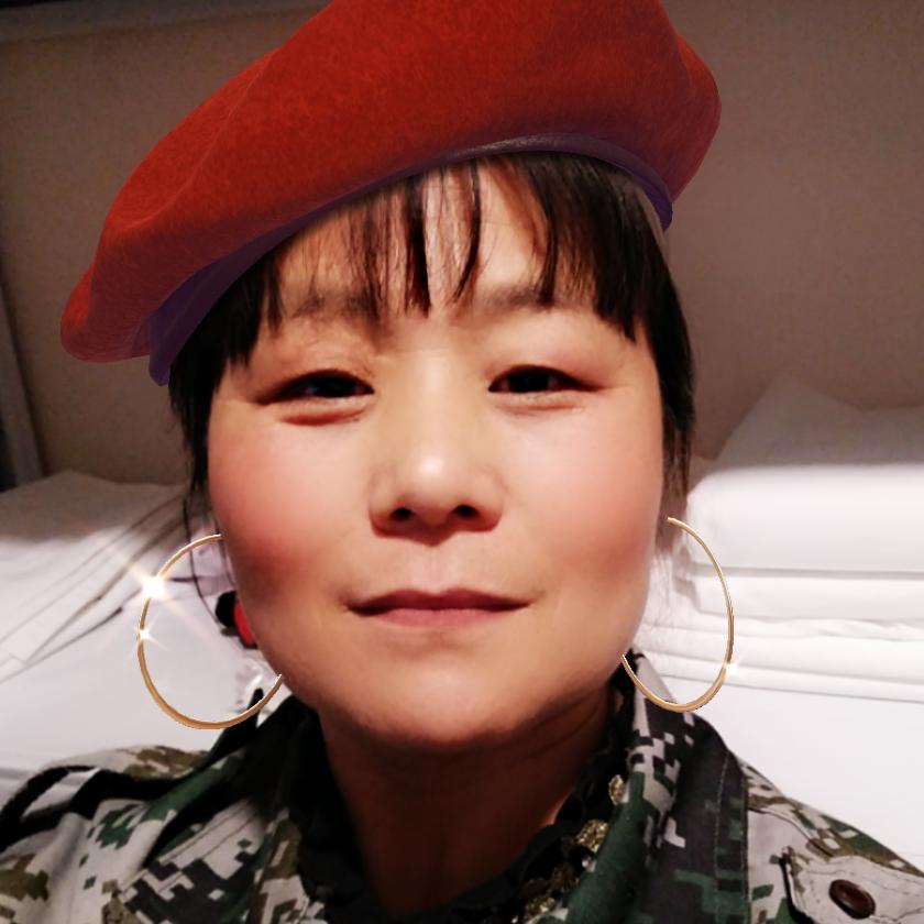 眼镜姐