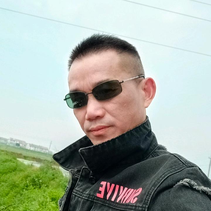 用户8485822872642铁哥