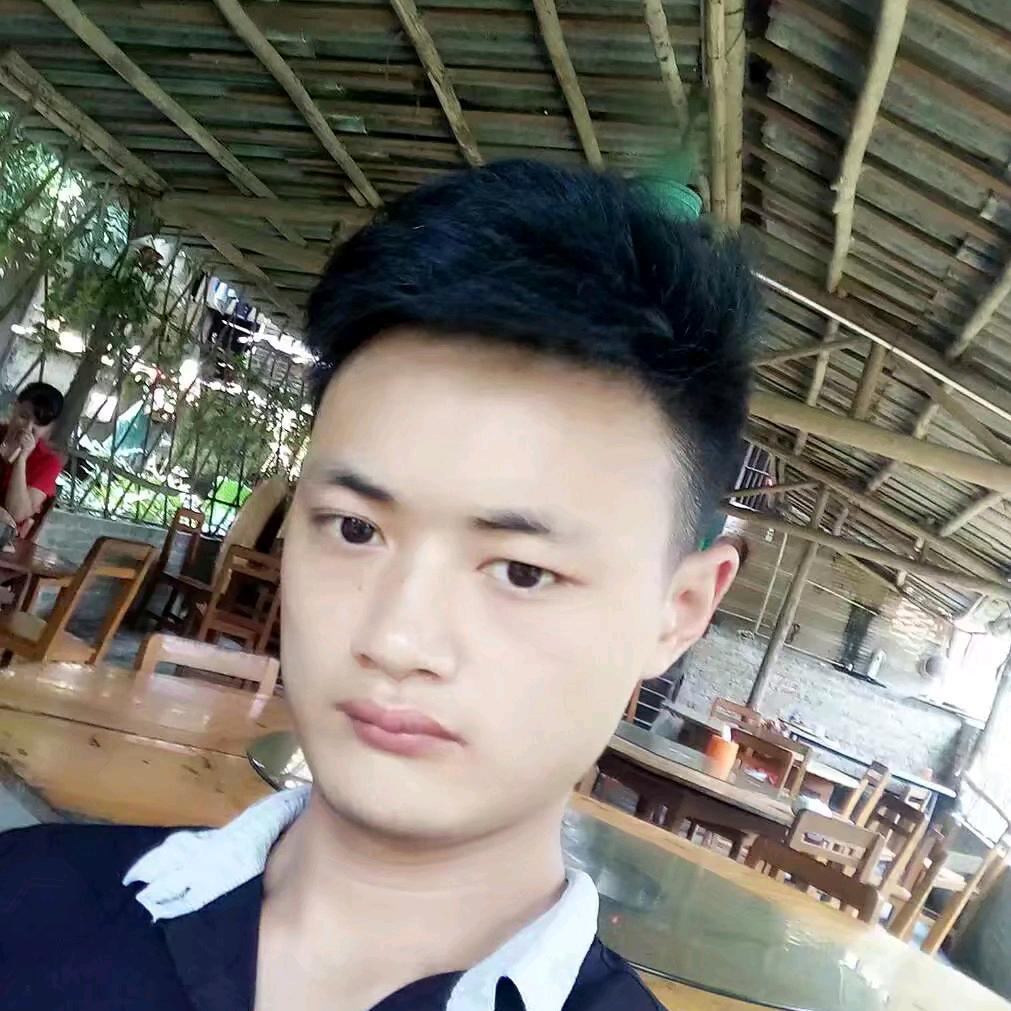 𝑭𝑳𝑨𝑹𝑬.夜光