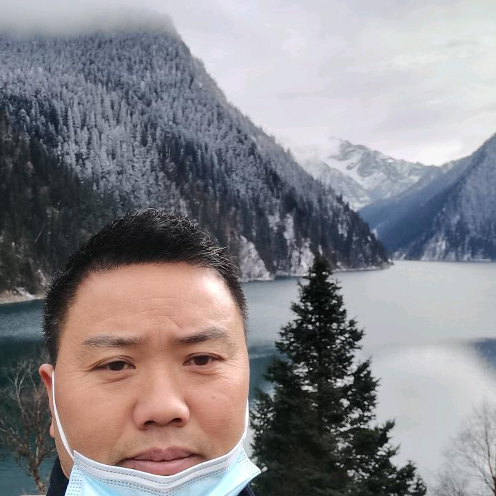 文 哥
