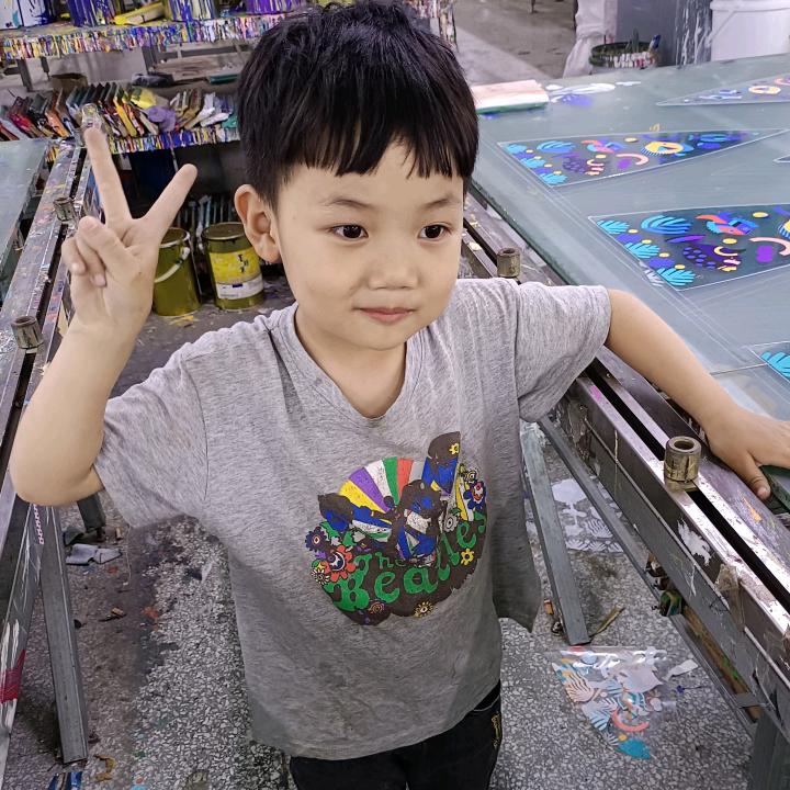 建华