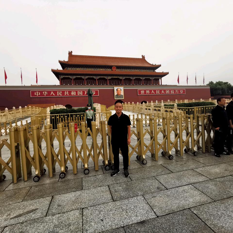 华华刘