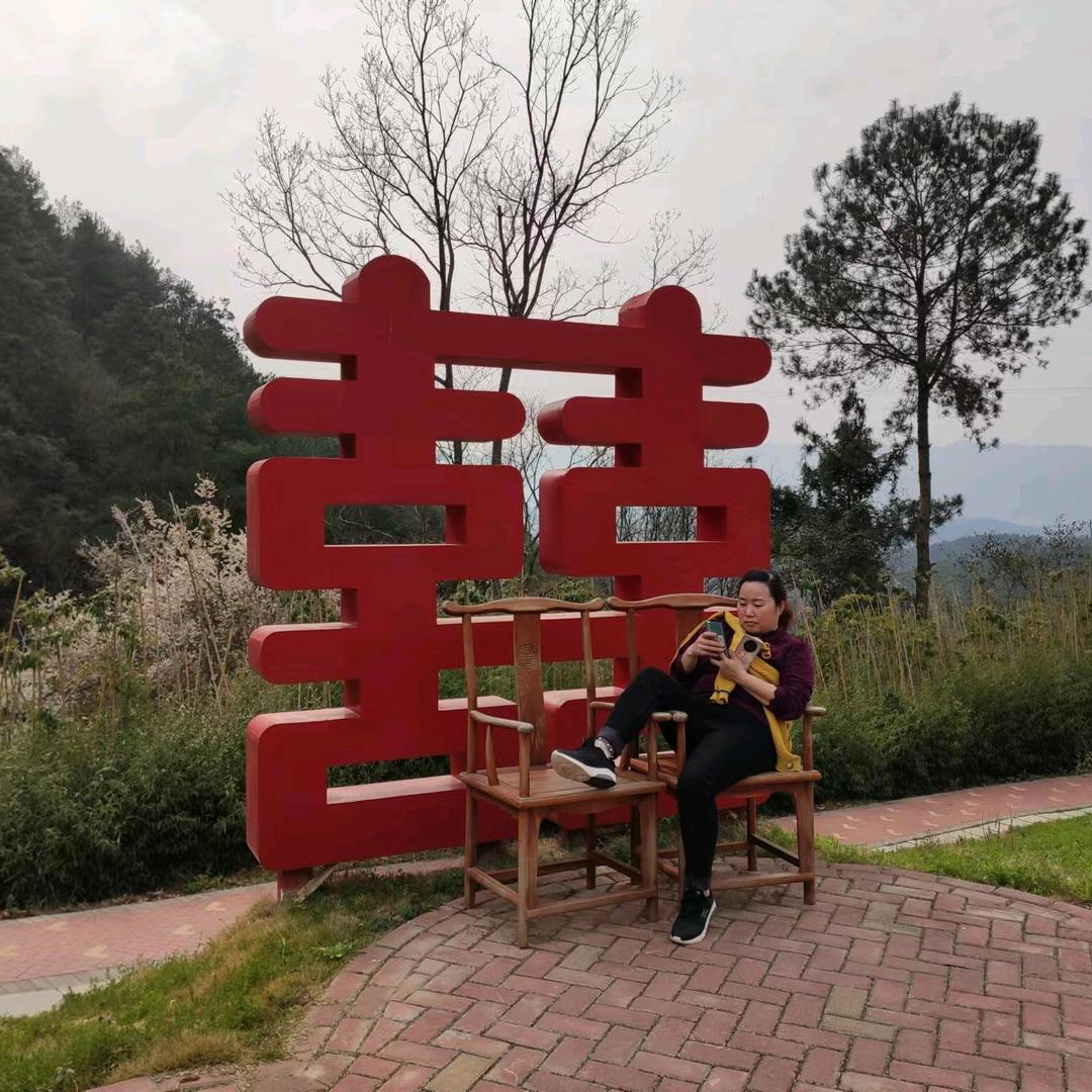 燕子🌹🌹🌹🌹