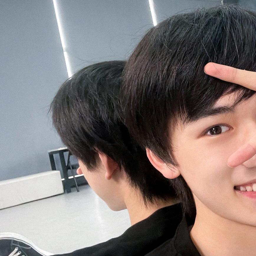 1y？／v∥。v一注