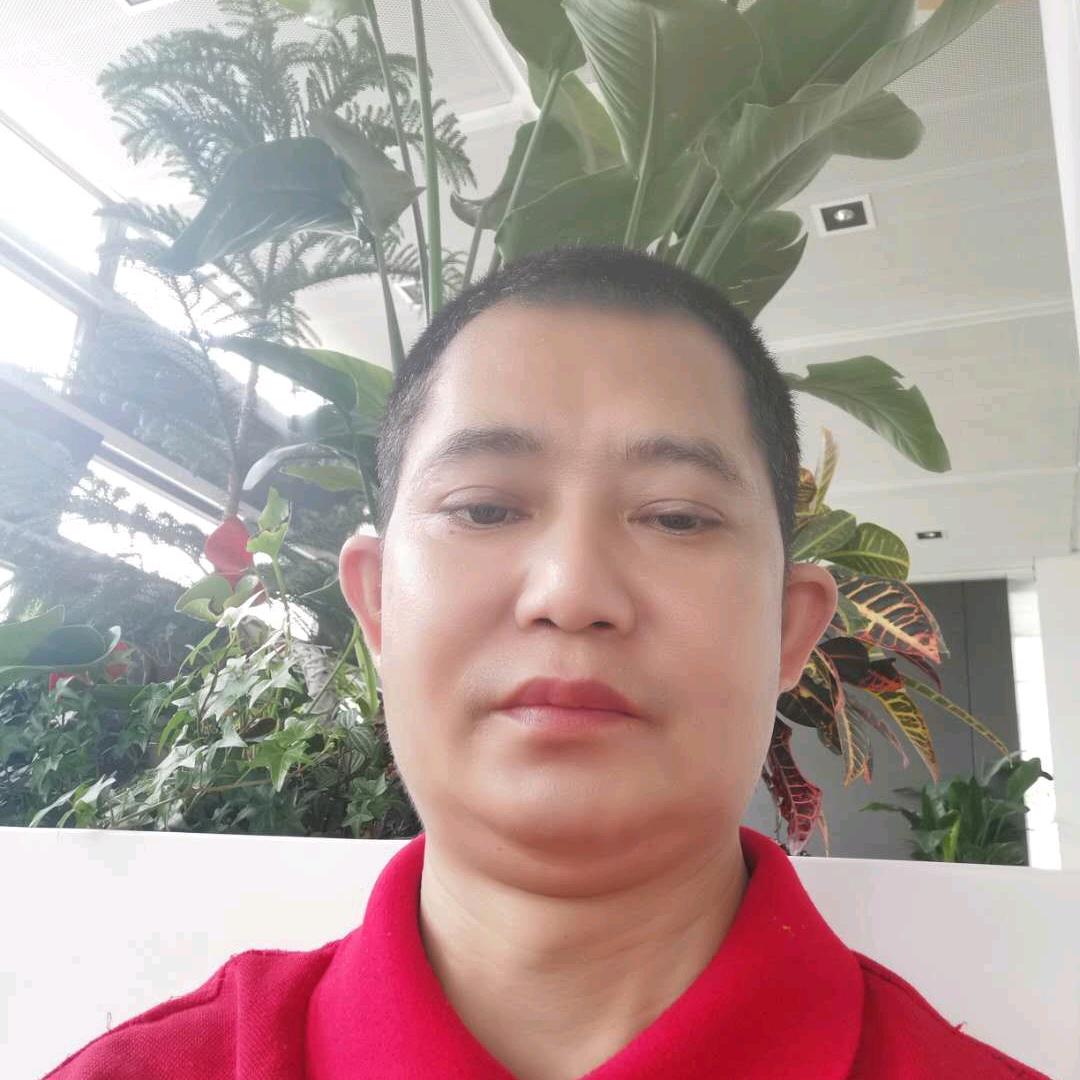 邓仕东