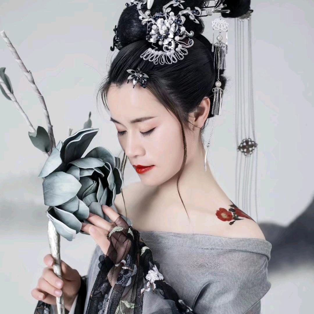 知若玲