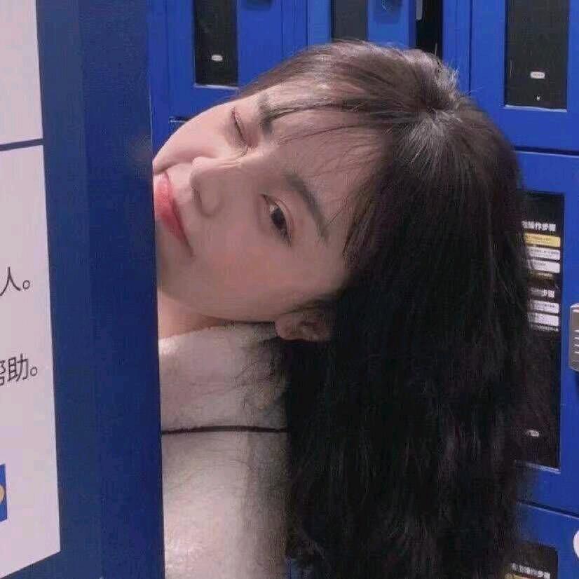 犯困的粉色榴莲🌈