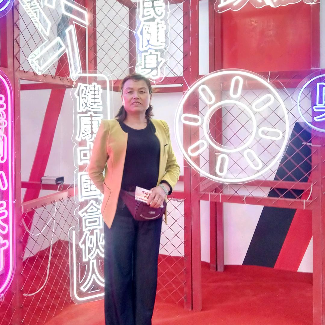 玫瑰，自强不息