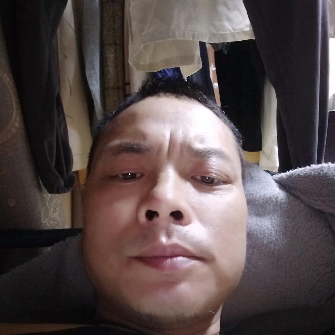 沈建国，