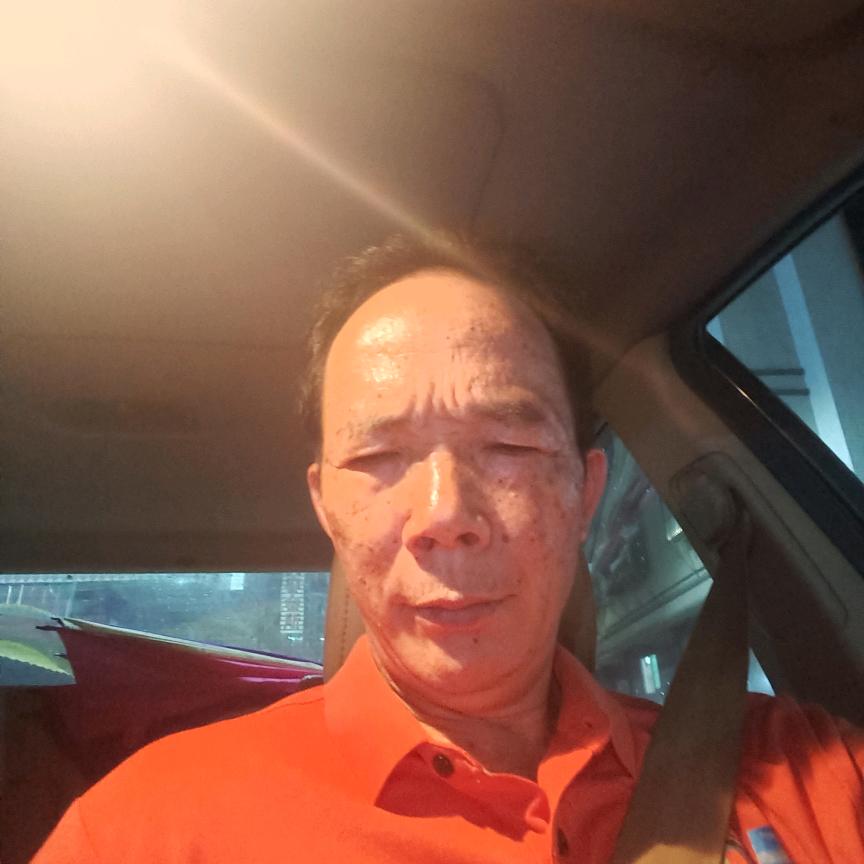 宏