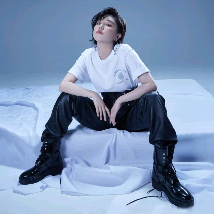 @：小白杨