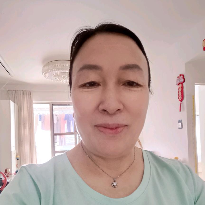 邓素红
