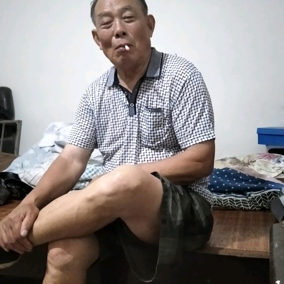成四爹