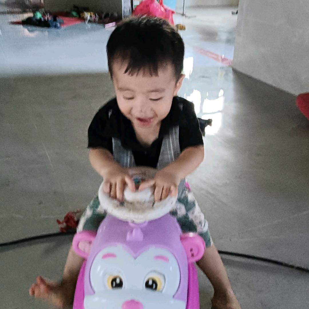 王小军