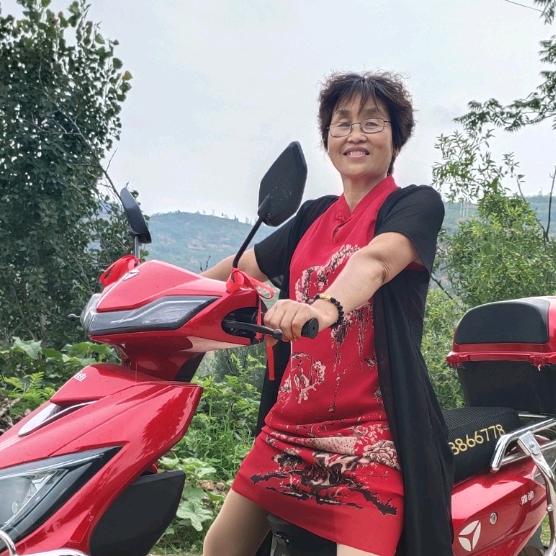 阳光梅花🌺牵红线👫