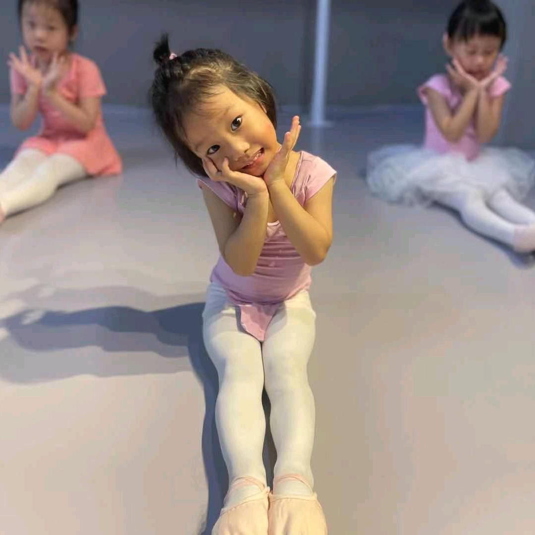 可爱的绮绮～～