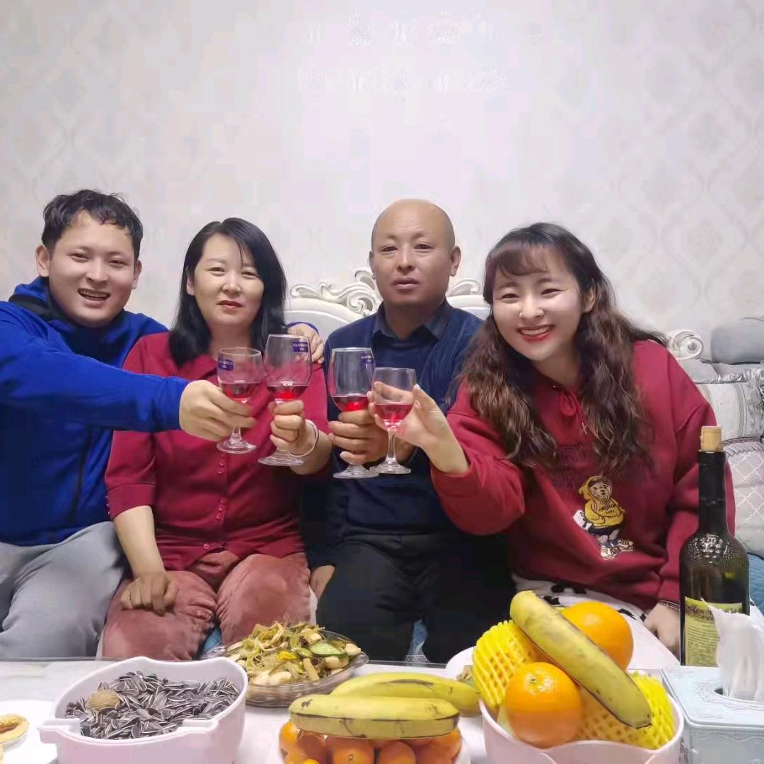 哈哈，，，
