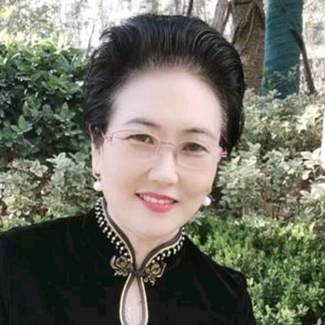 芳姐（67年🐏）