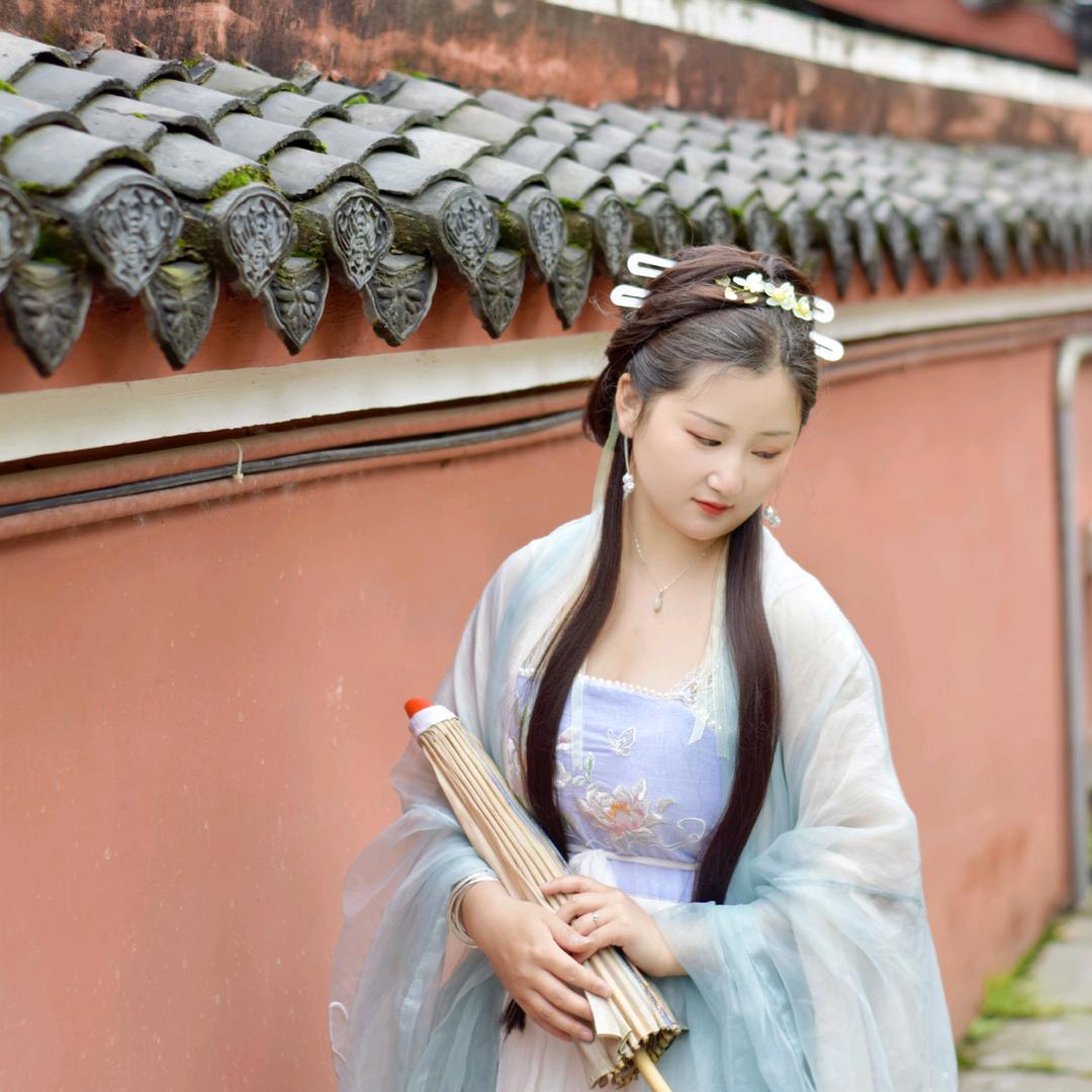 瑶千千汉服工作室