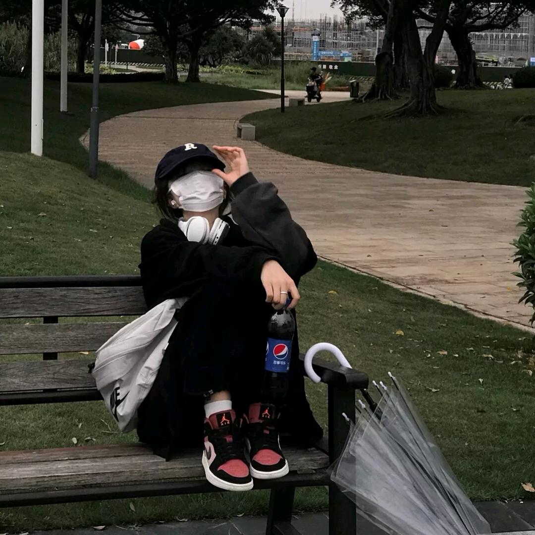 八九̶