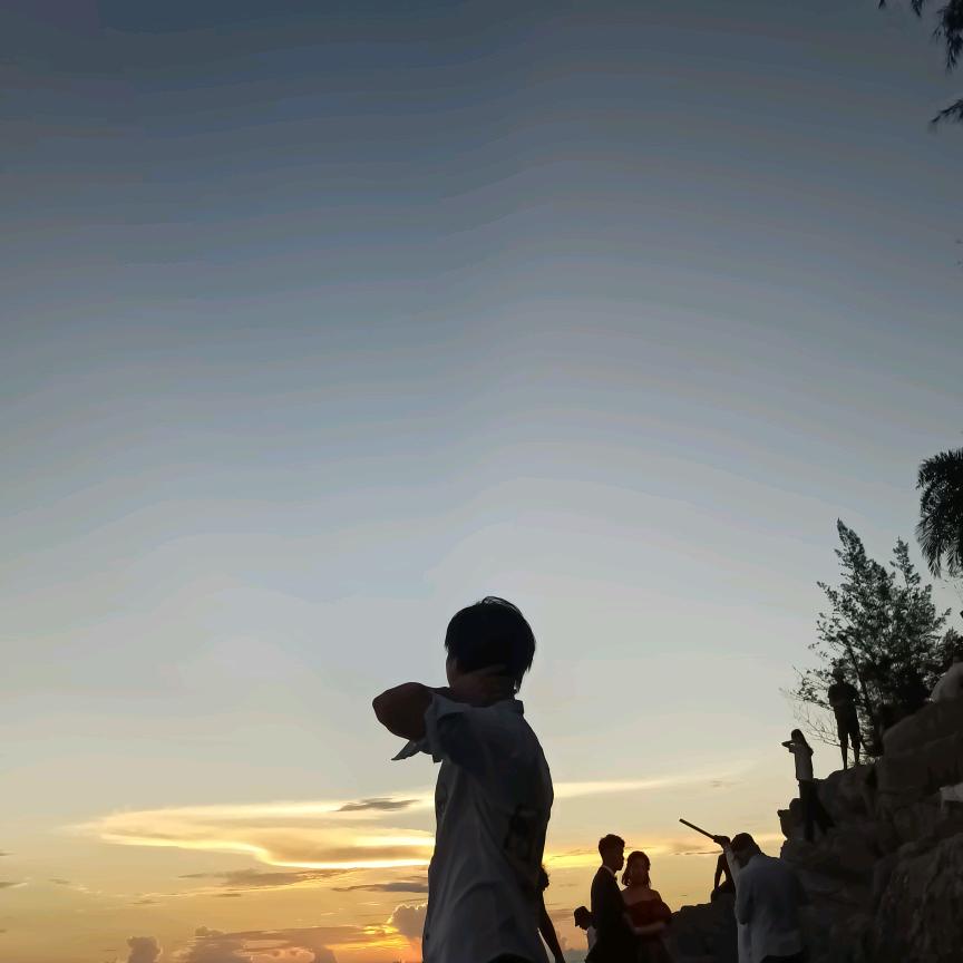 看风景的人看你