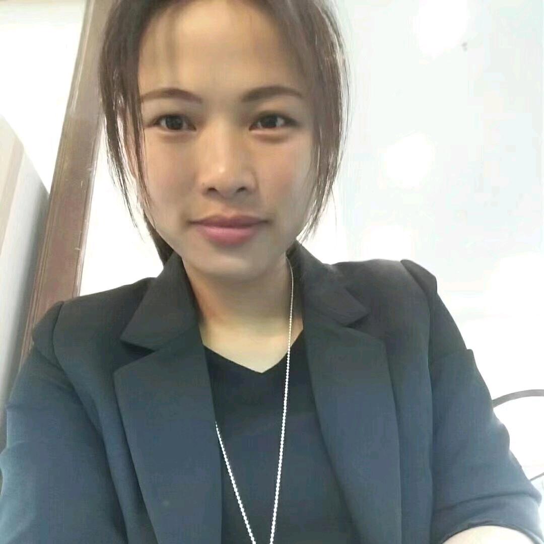 小刘月嫂在新加坡