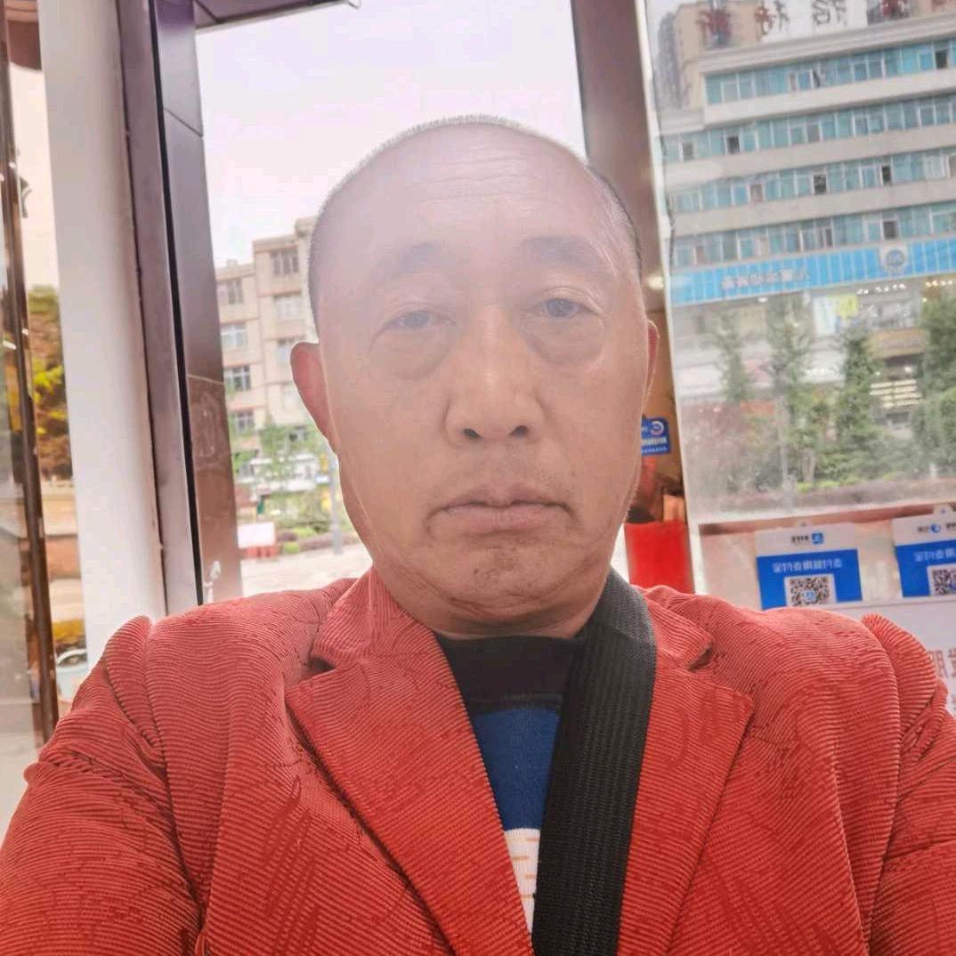 单枪匹马奔前程，孤身一人展乾坤