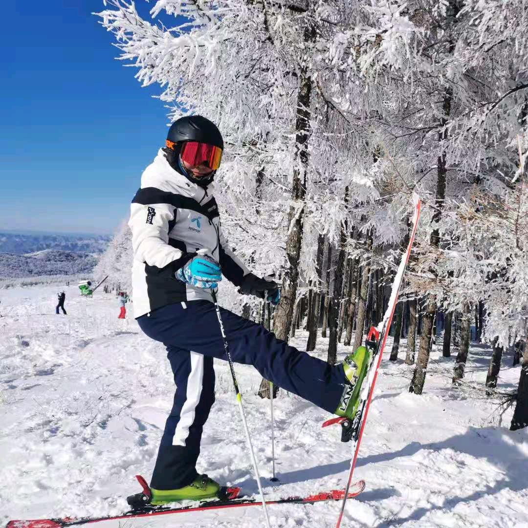 天玺台球李宏伟