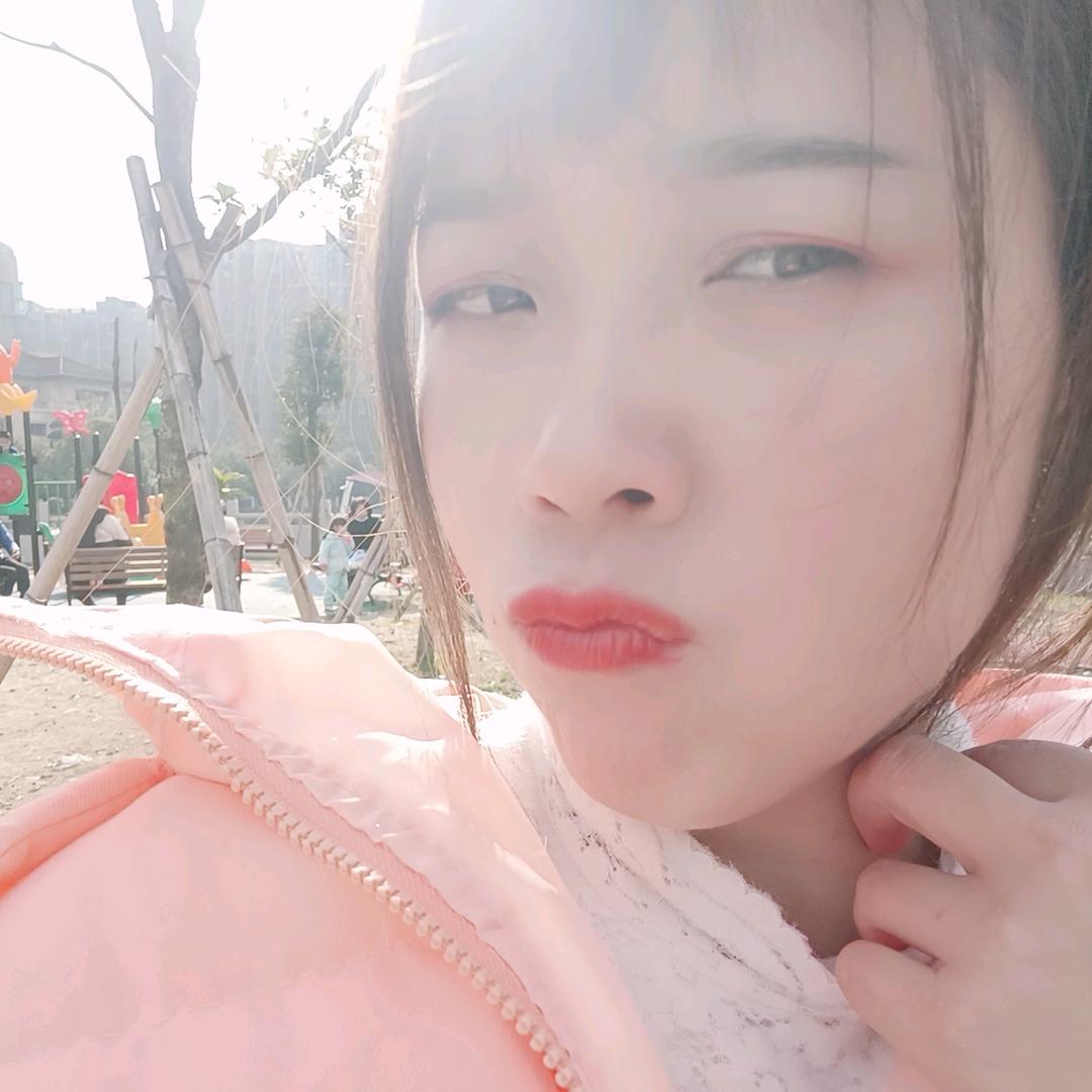 🌺浅浅一抹笑