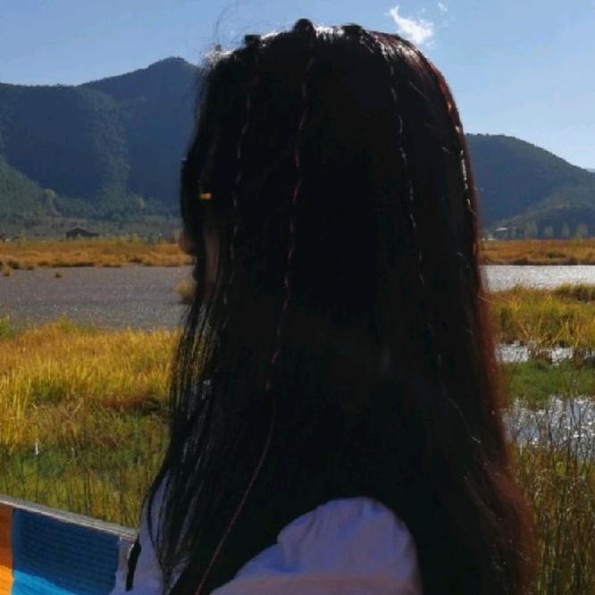 浓妆淡抹