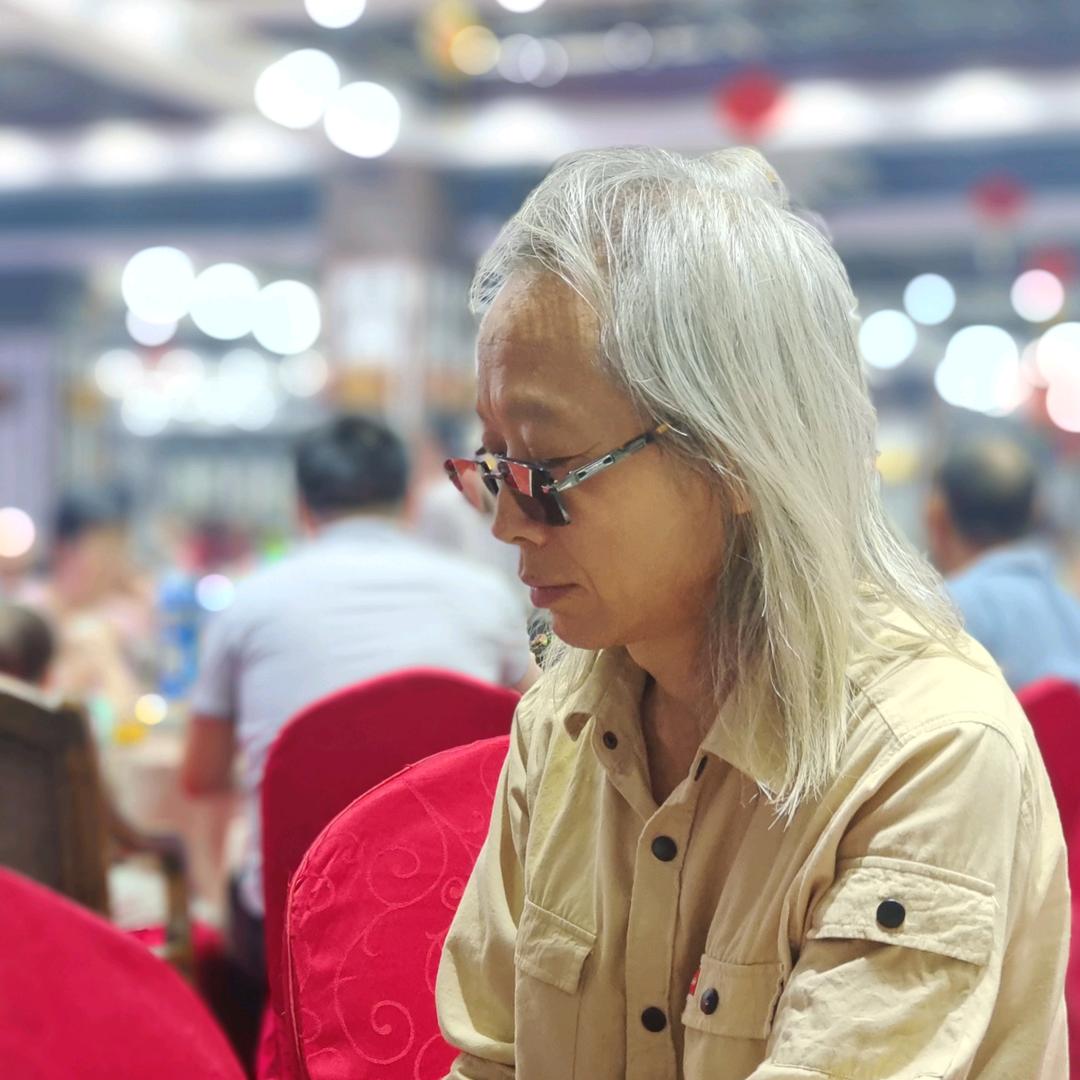白毛