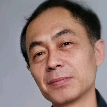 哄哄