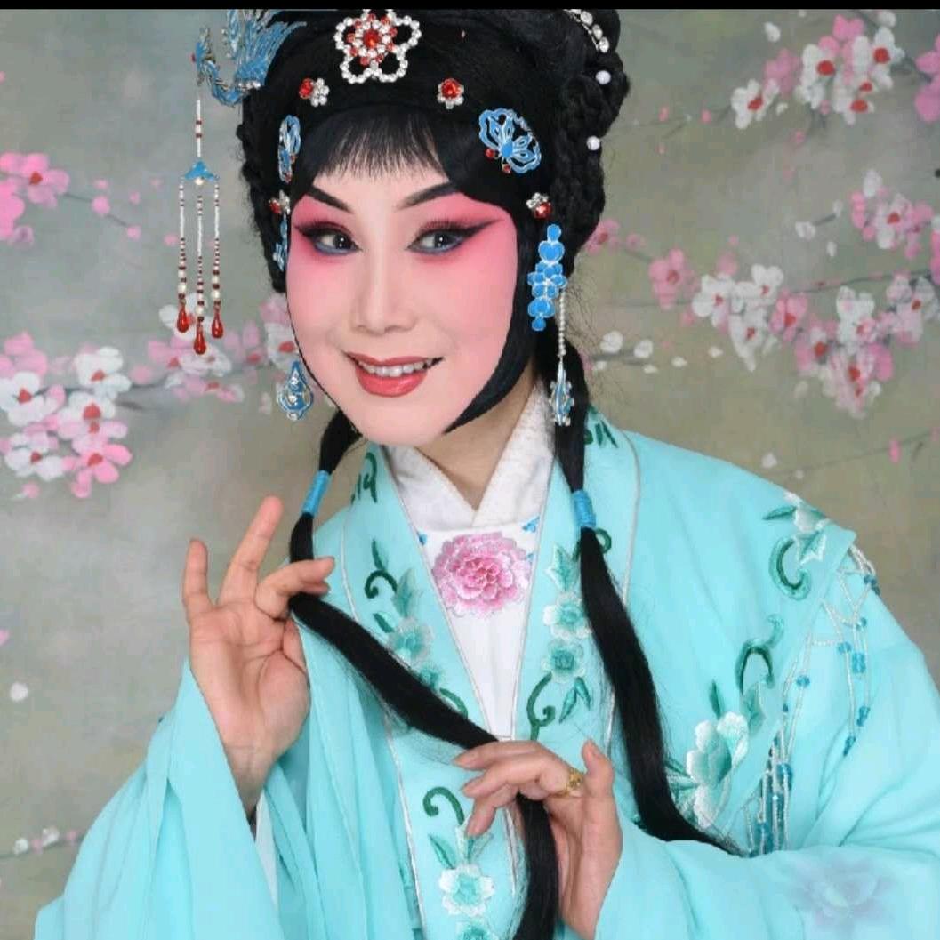 汪俊丽 兵团豫剧团