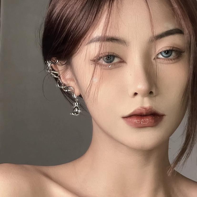 @不爱吃折耳根的小顾