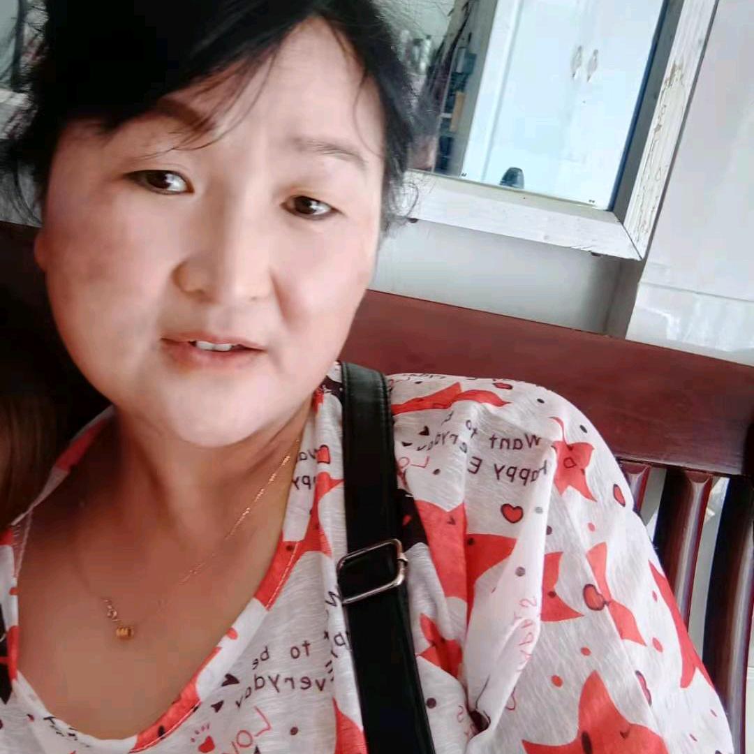 辽宁海城安村小学门口卖凉皮，拒绝连赞
