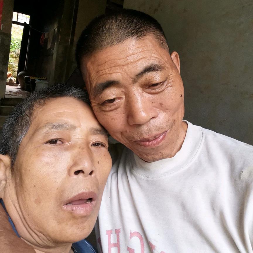 患难夫妻廖哥