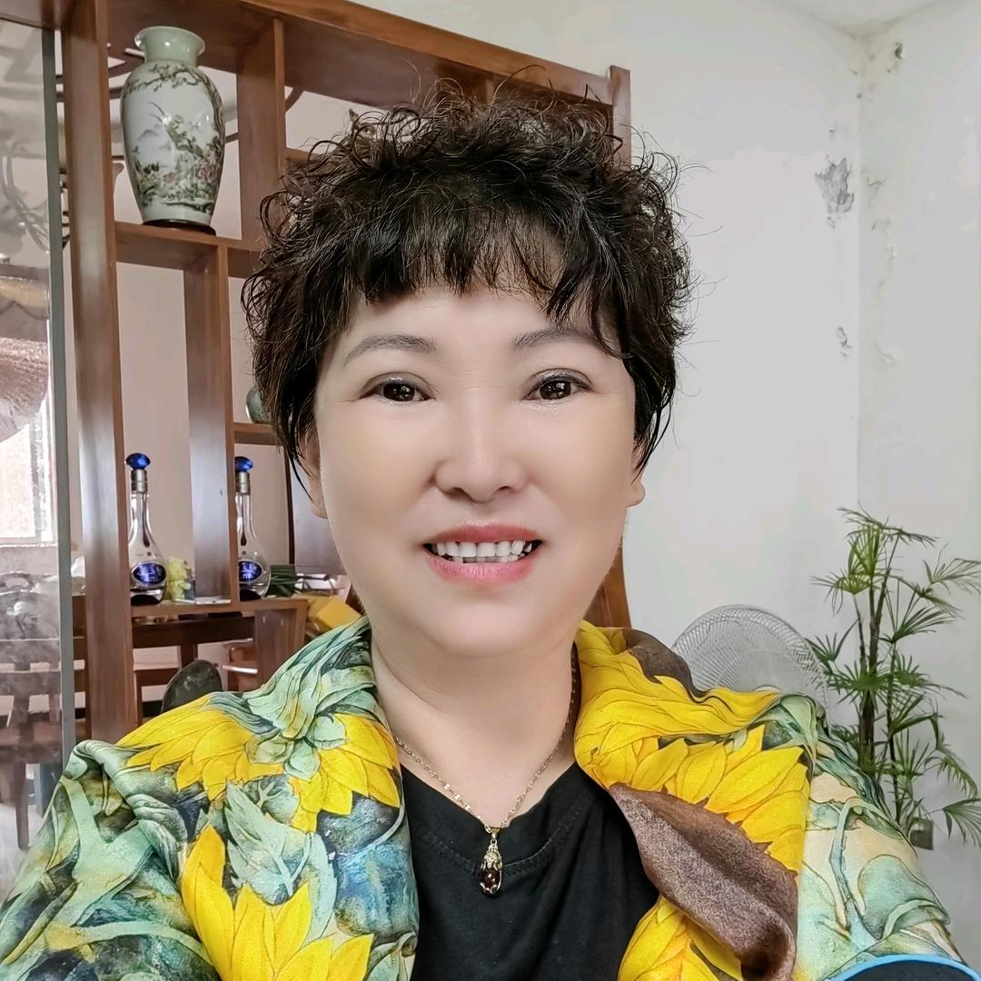 杨雪用户6821155767632