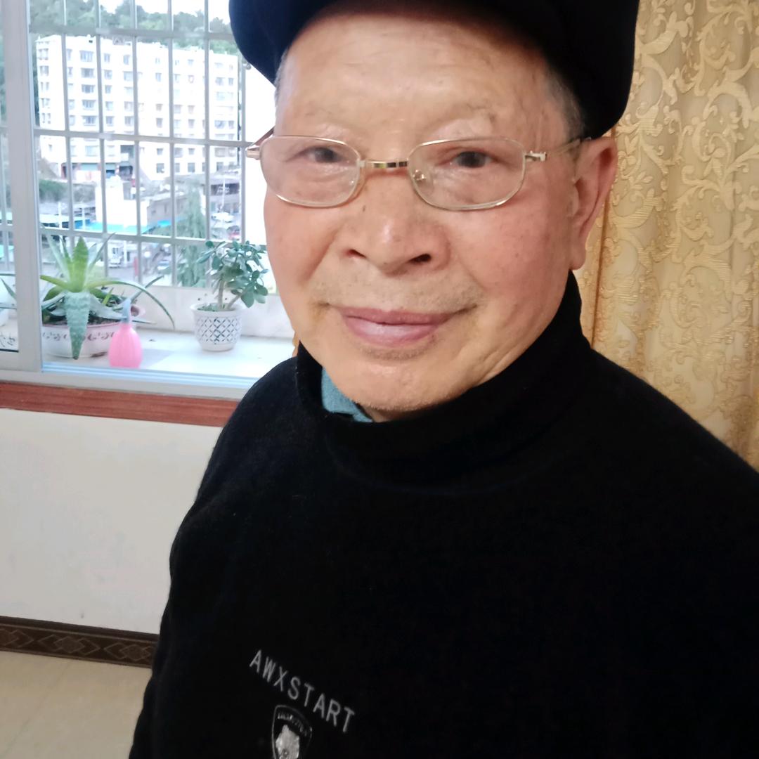 周龙文