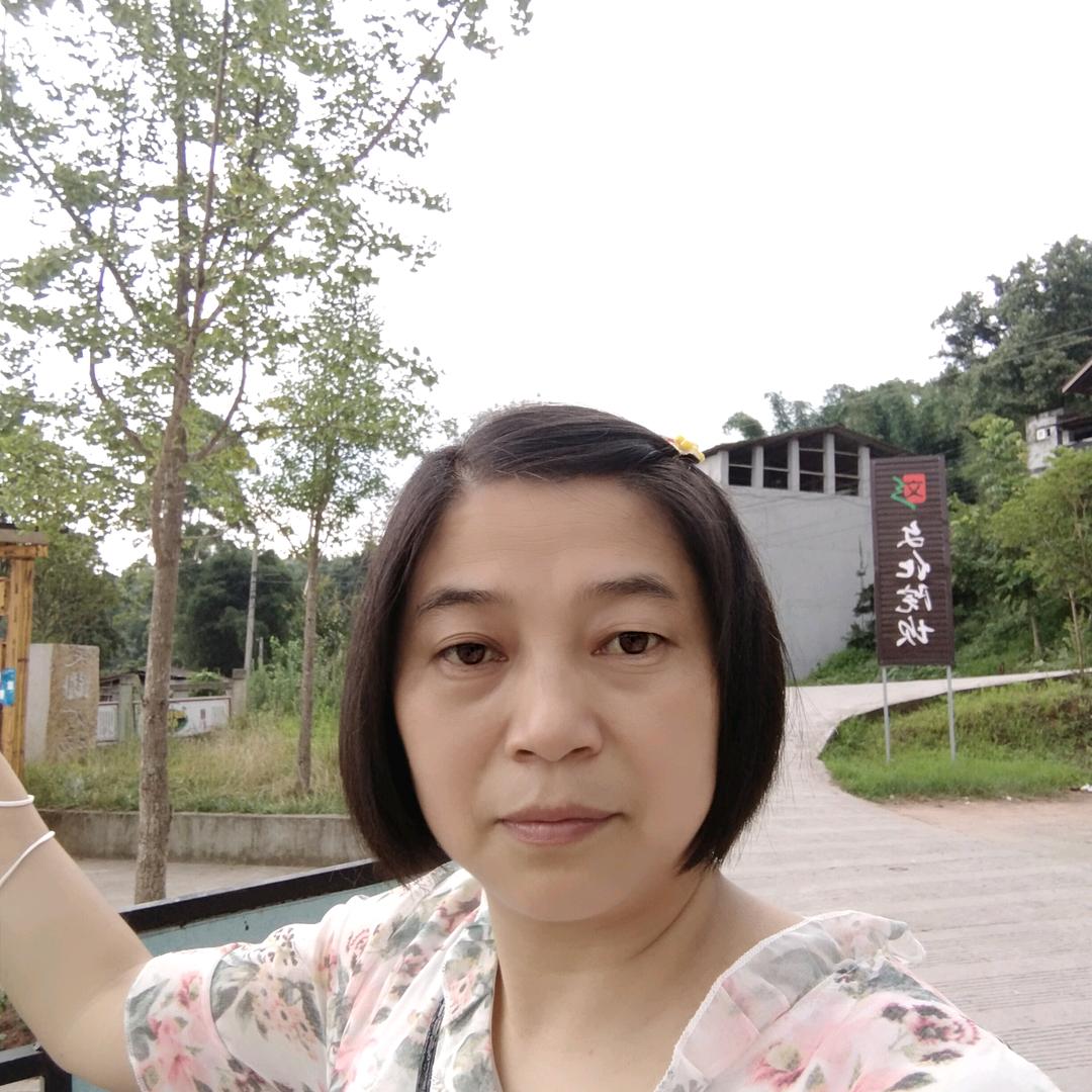 邹丽群