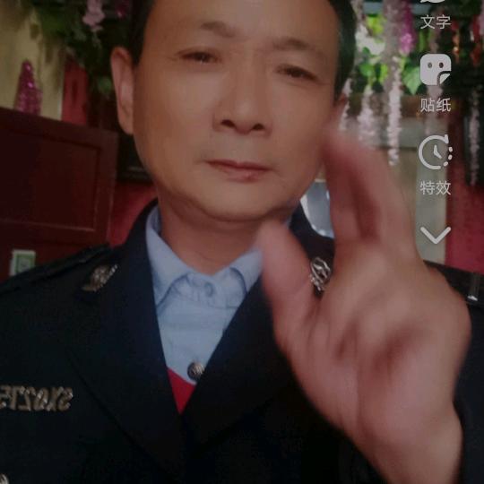 春暖花开乐队（李东山先生）