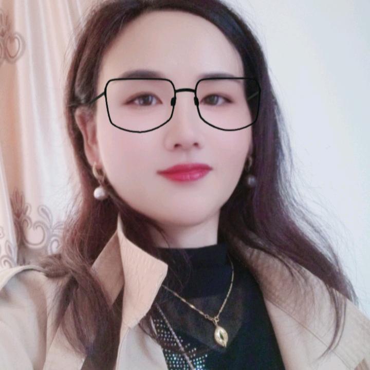 潘丽英