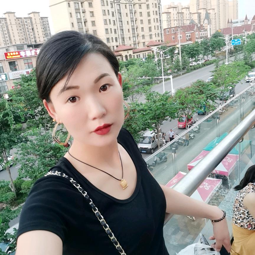 养鸡妹果果
