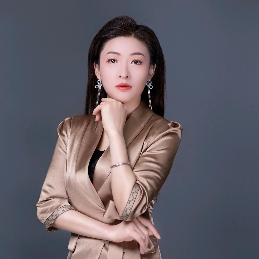 内江 英子
