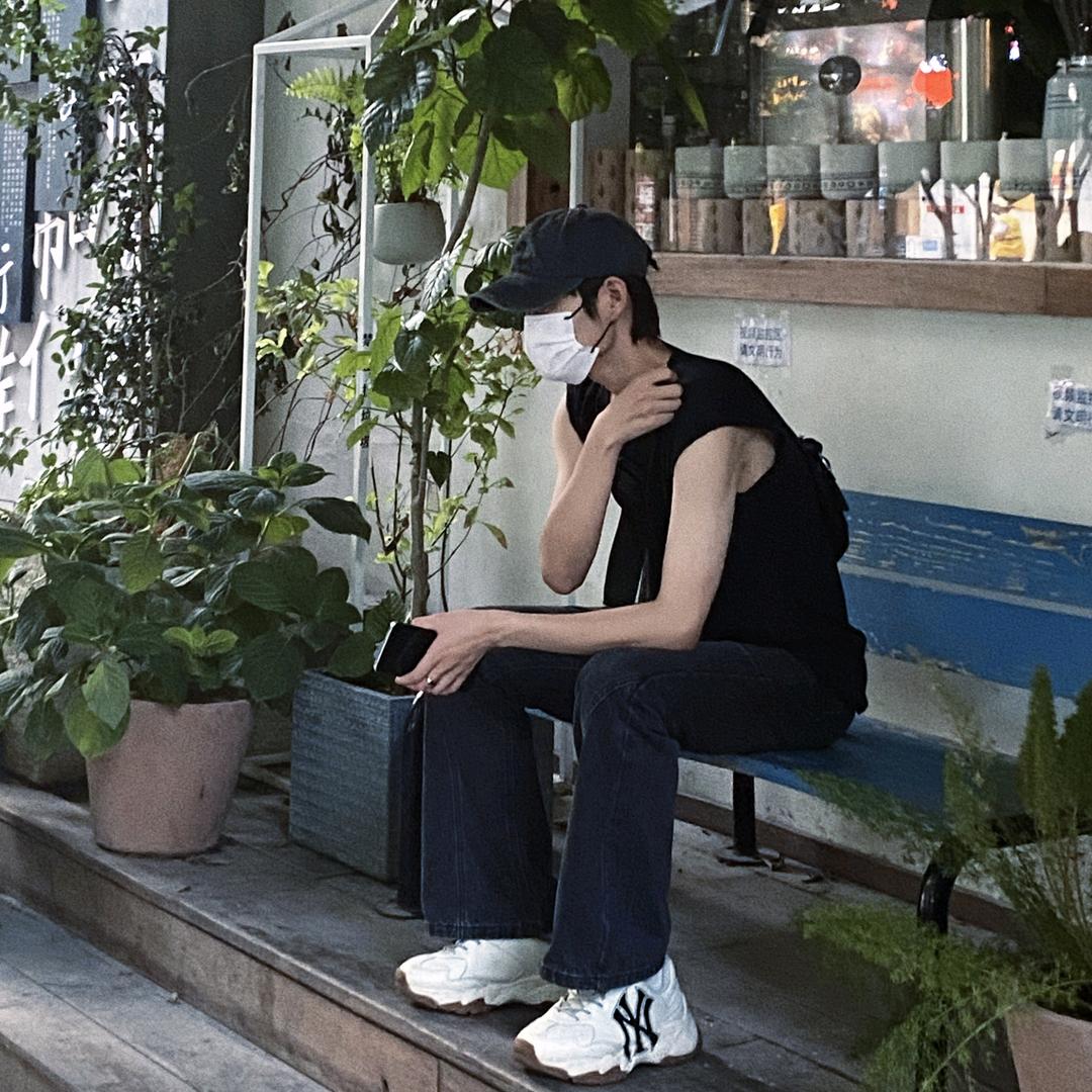 魏社長.