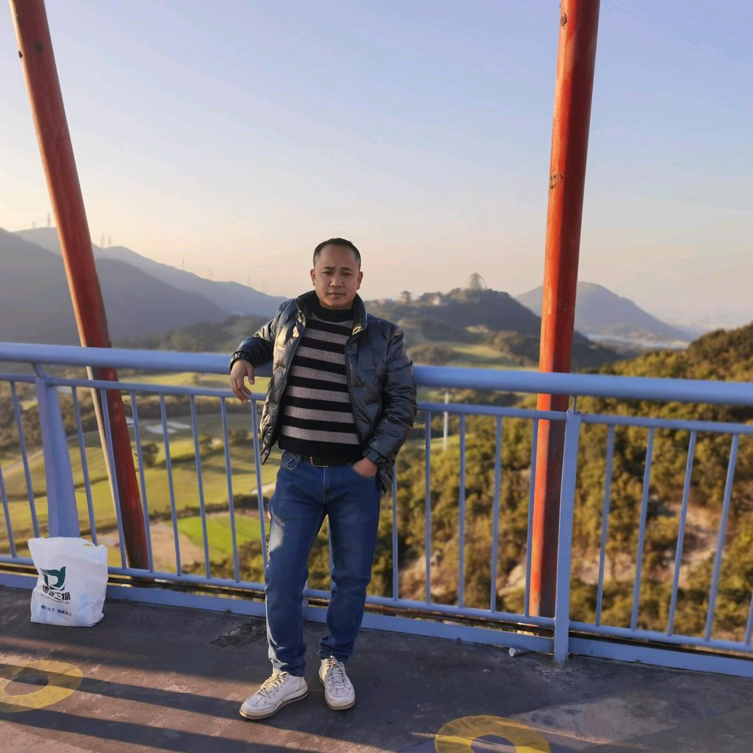 娄底兄弟车行阿罗